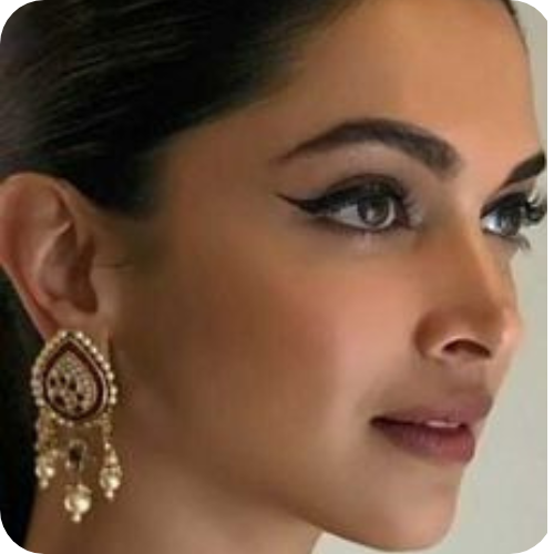Deepika Padukone in beautiful makeup