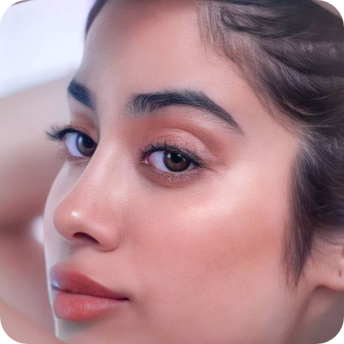 Janhvi Kapoor in natural makeup look